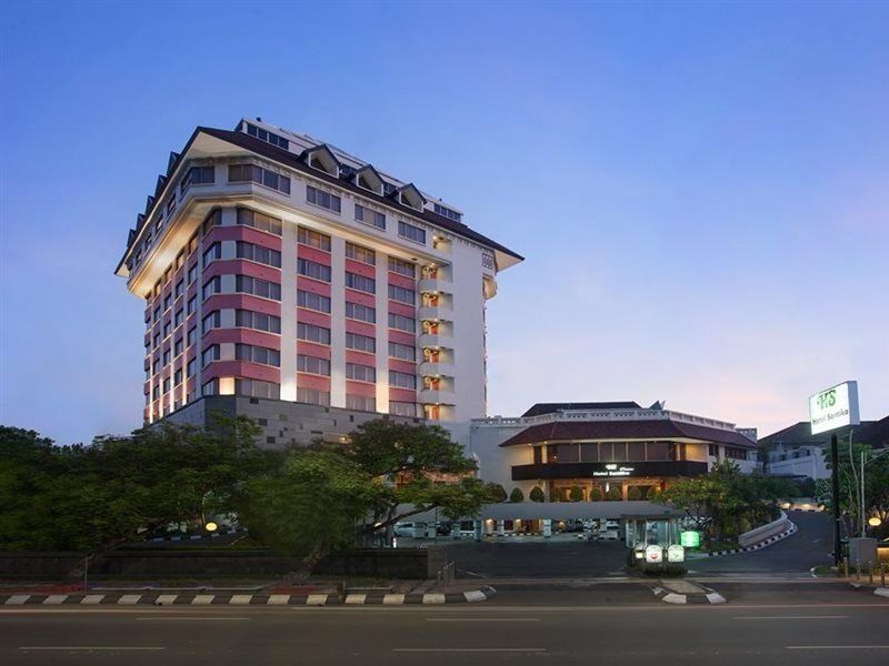 Hotel Santika Semarang Bagian luar foto